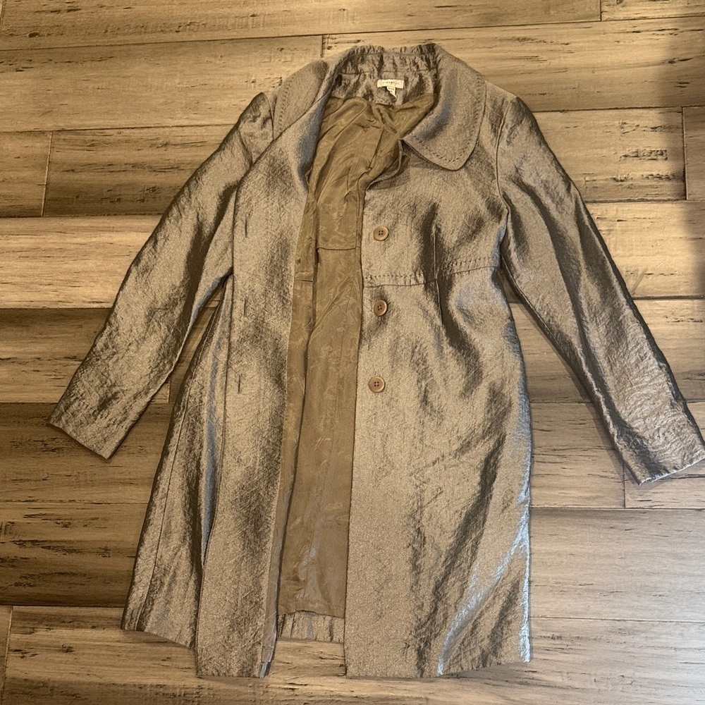 Semantiks Metallic Trench Coat - Picture 4 of 11